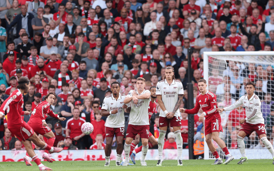 德国U21主帅：卡尔是多面手，希望他把在拜仁的表现带到国家队（德国U21主帅盛赞卡尔多面手 盼其将拜仁状态带入国家队）