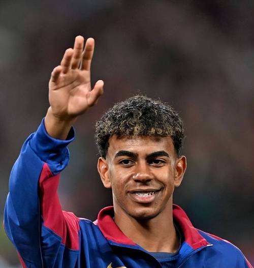 斯洛特帅位悬了？利物浦换帅传闻反转，关键战成救命稻草（斯洛特下课风波生变：利物浦否认换帅，关键一战或成转机）