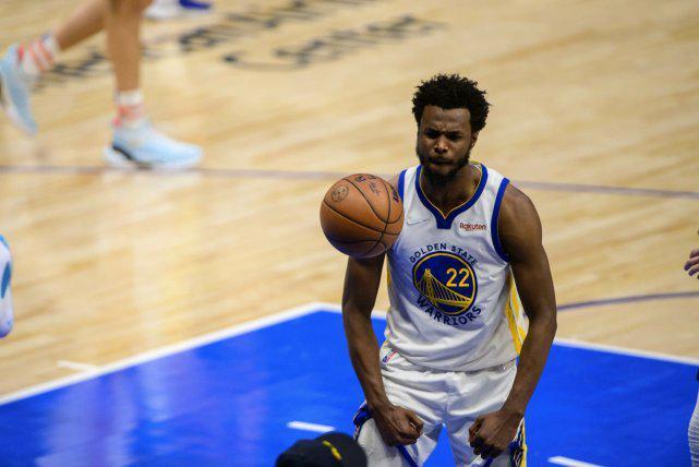 记者：拜仁即将签下17岁的厄瓜多尔中卫奥拉亚（记者：拜仁接近敲定17岁厄瓜多尔中卫奥拉亚）