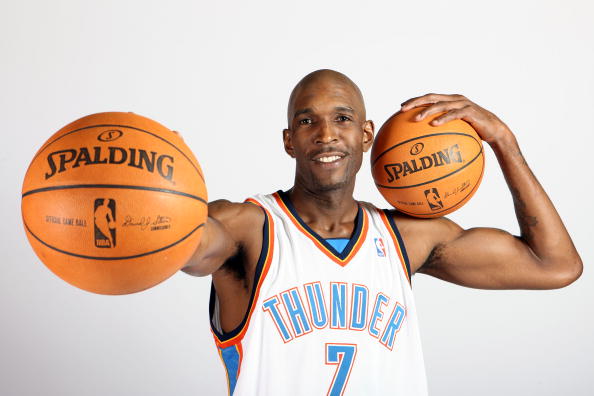 魔术vs马刺前瞻：马刺背靠背，魔术以逸待劳主场求胜（前瞻：马刺背靠背客场作战，休整占优的魔术主场冲胜）