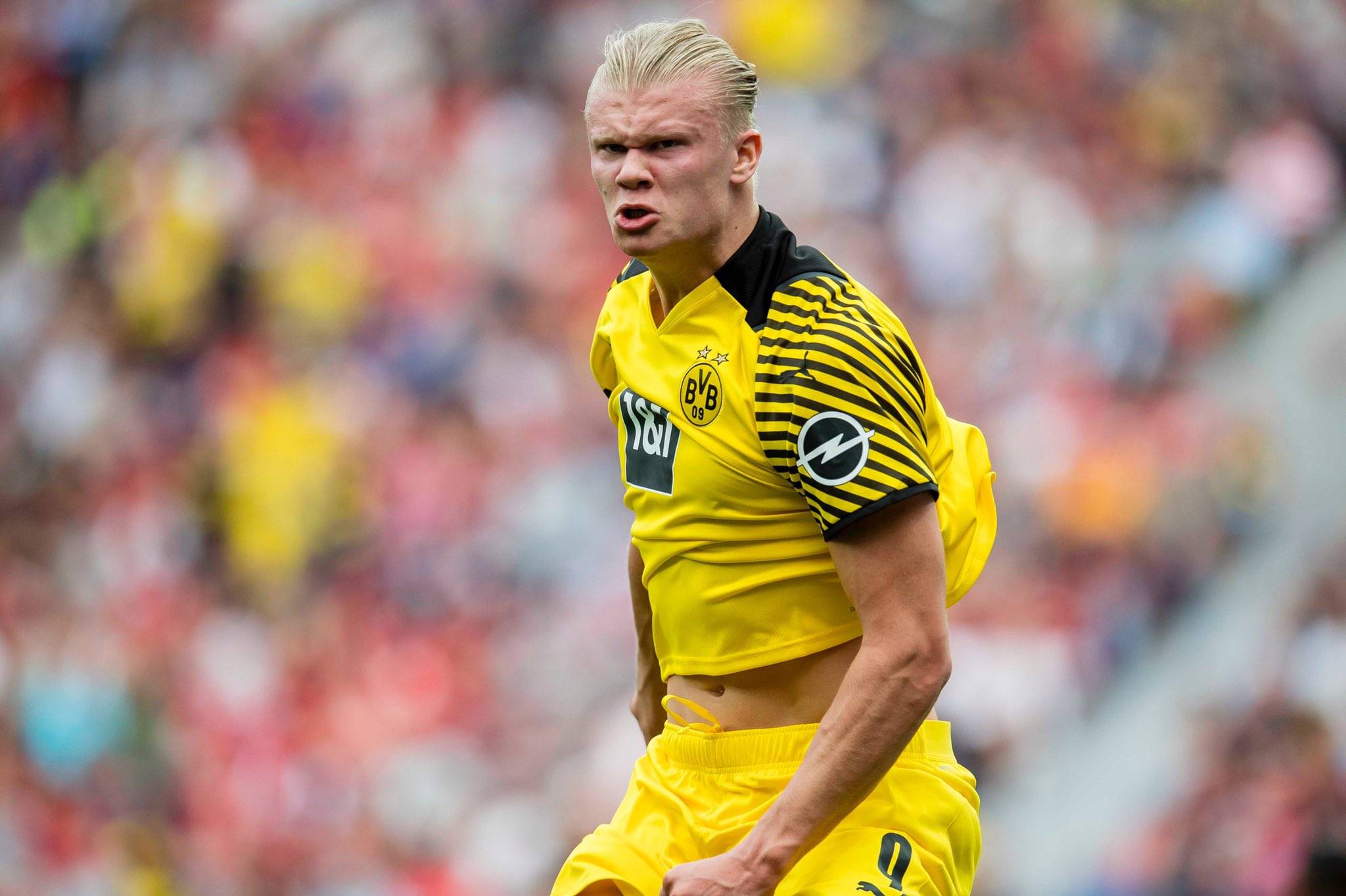 国足友谊赛战胜韩国展现新阵容（中国男足友谊赛击败韩国 新阵容亮相）