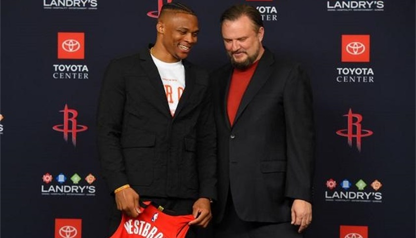 库拉索主帅：加图索一直为失败找借口，我想在世界杯踢意大利（库拉索主帅炮轰加图索：总为失利找借口，盼世界杯对阵意大利）