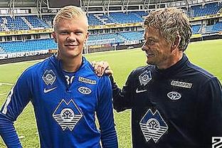 格策再遇弗里克，欧冠对决引回忆（格策欧冠再会弗里克，旧忆涌现）