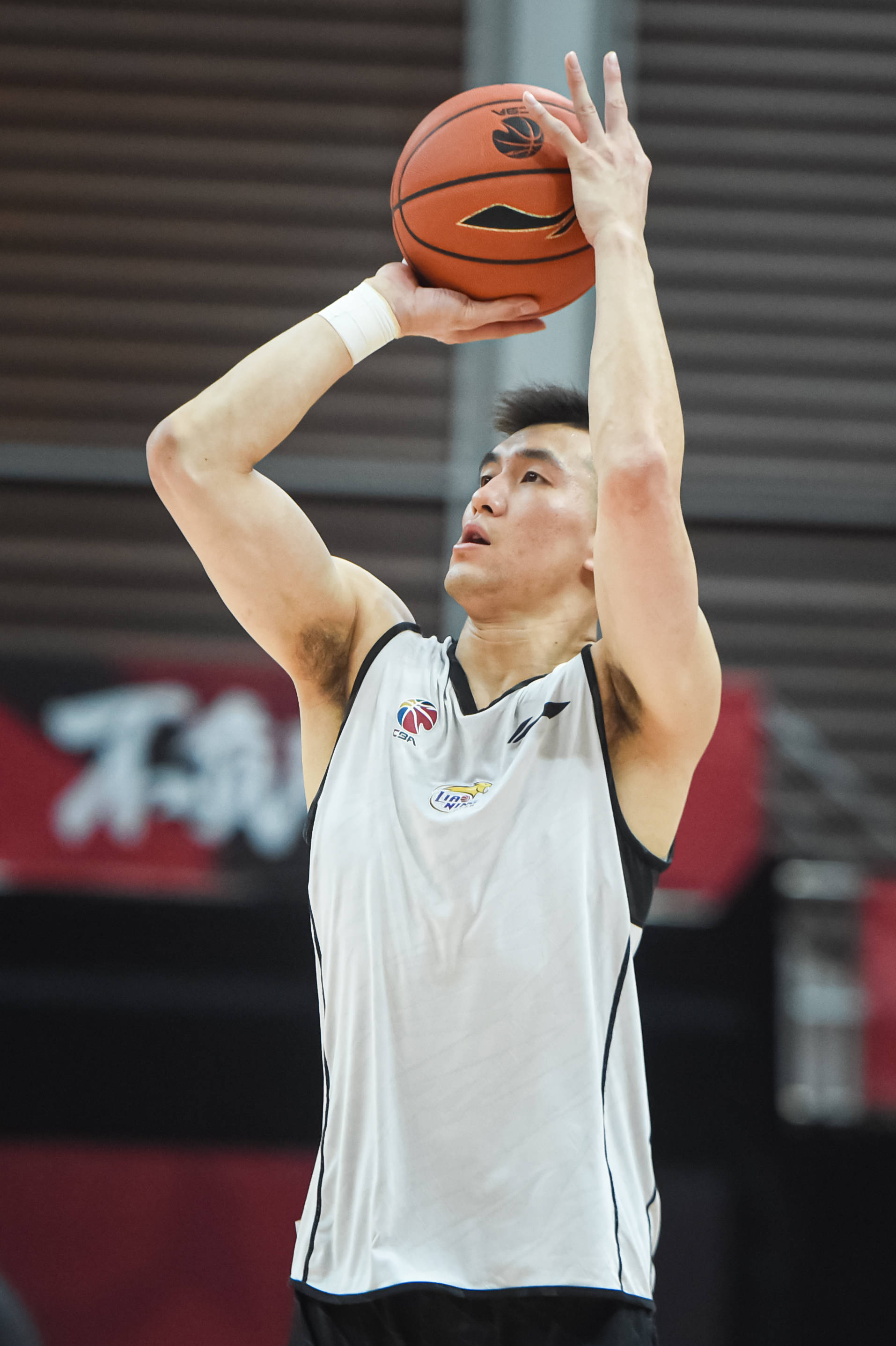 亨利本周CBS言论汇总：关于阿森纳、皇马和切尔西（亨利本周在CBS的观点集锦：谈阿森纳、皇马与切尔西）