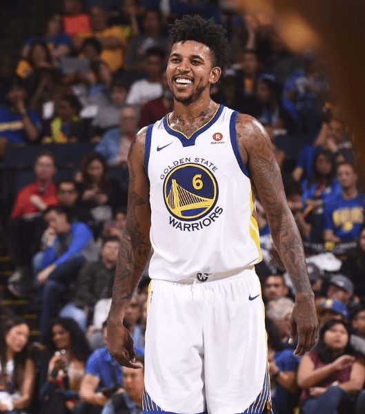 那不勒斯体育总监曼纳：德布劳内将至少伤缺至2月底（那不勒斯总监曼纳称：德布劳内至少缺阵到二月底）