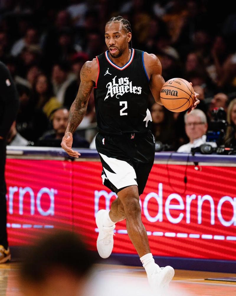 意天空：劳塔罗已回国米参加合练，预计和图拉姆首发出战德比（意天空：劳塔罗回归国米合练，预计与图拉姆搭档首发战德比）