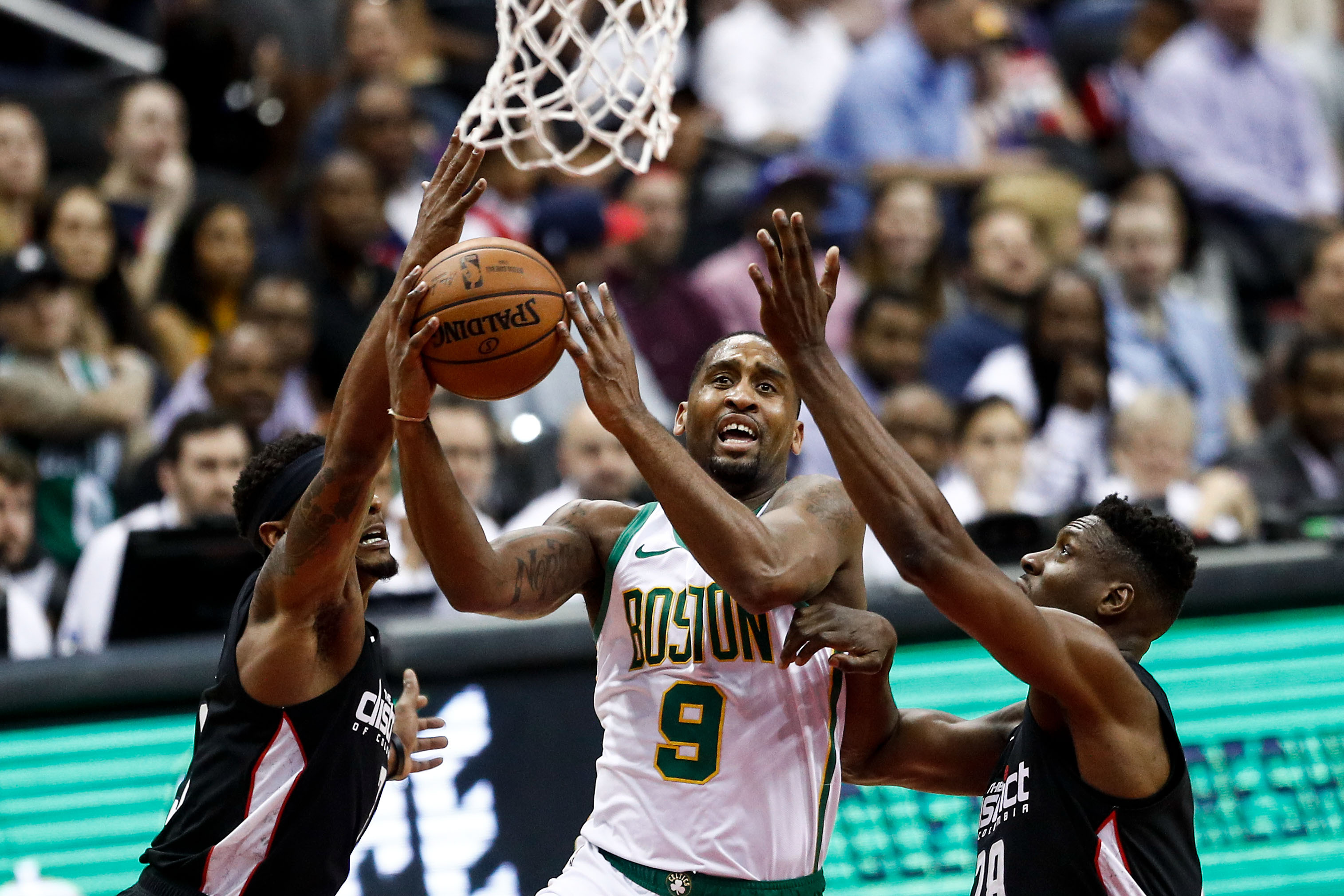 前帕尔马主帅：贝尔纳韦作为恰20的替补是国米的完美选择（前帕尔马主帅：贝尔纳韦出任恰20替补，堪称国米最佳人选）