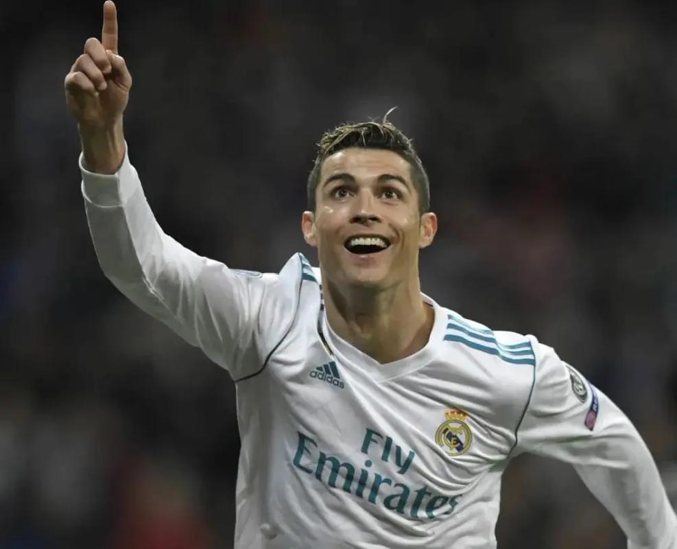 最后时刻替补登场，阿方索时隔262天伤愈复出