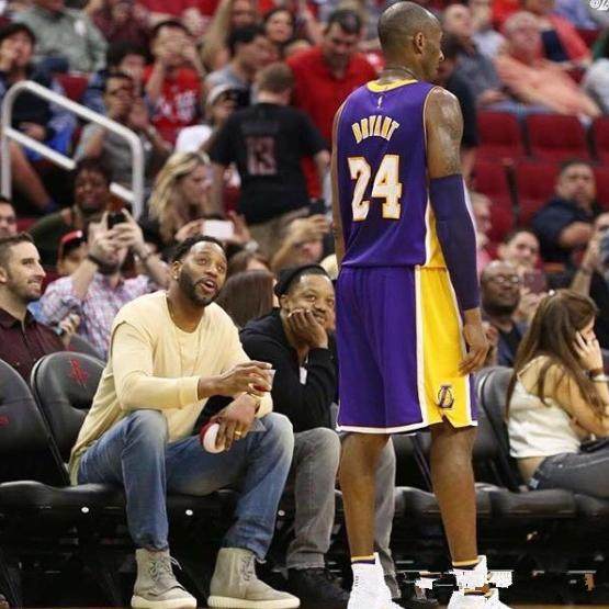 TA跟队：皇马内部针对阿隆索去留有两种不同声音（TA随队报道：皇马内部就阿隆索去留意见不一）