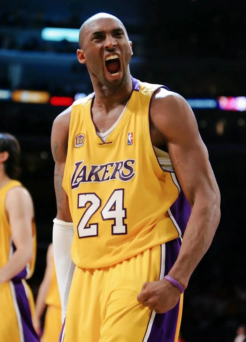 博主：巴乙后腰卡约正式签约西南地区的某地级市中超俱乐部（据博主透露，巴乙后腰卡约已正式加盟西南某地级市中超球队）