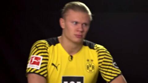 亚精英赛战报：穆希卡戴帽+补时2球，萨德4-2迪拜国民（亚精英赛：穆希卡帽子戏法补时双响，萨德4-2击退迪拜国民）