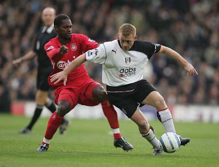 澳超半场：博雷洛远射造险，西悉尼流浪者0-0布里斯班狮吼（澳超半场战报：博雷洛远射制造威胁，西悉尼流浪者暂0-0布里斯班狮吼）