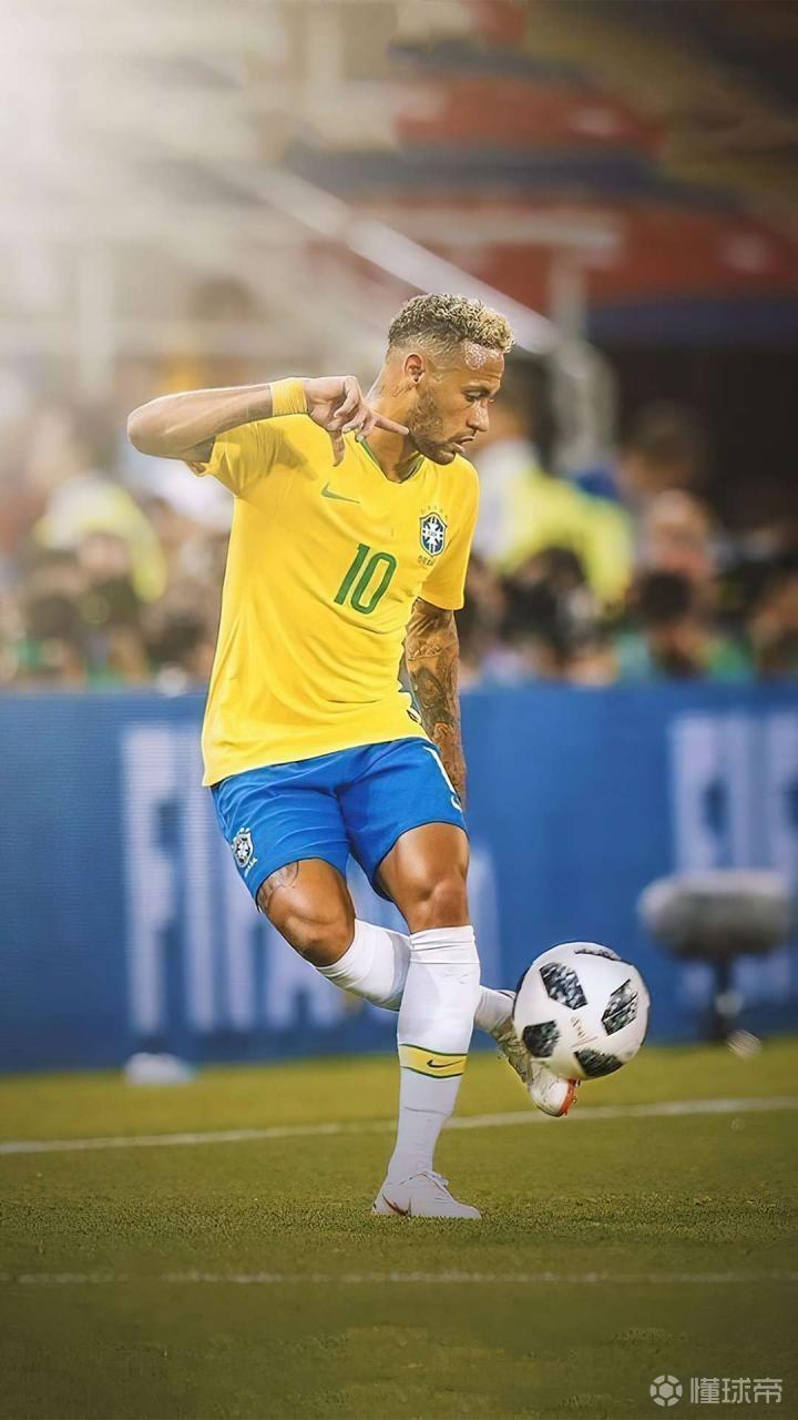 多特门将关键扑救保住胜利（多特门将神扑力保胜利）